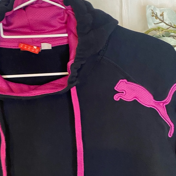 Puma - Picture 2 of 3